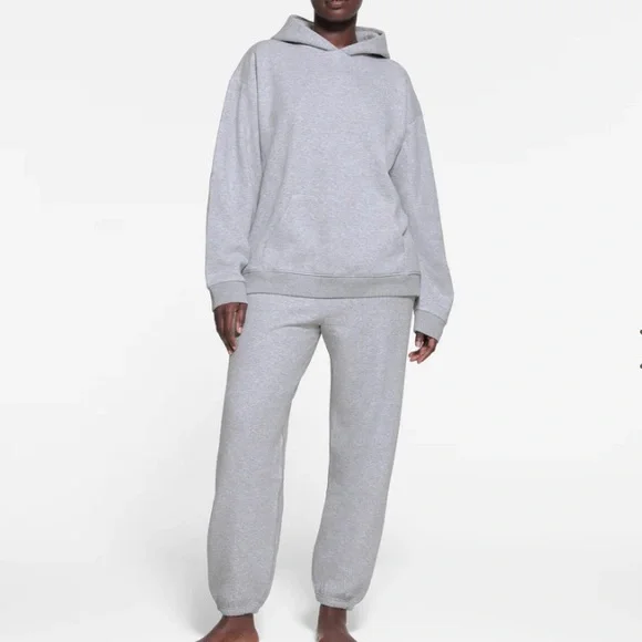 NEW! SKIMS Oversized Cotton Fleece Pullover Hoodie Heather Gray Sz XSmall, Small - Picture 2 of 9